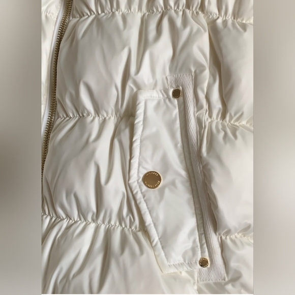 Super Warm Down Vest - Picture 3 of 4